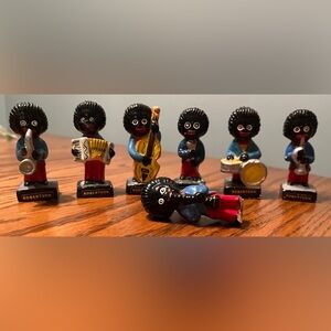 Vintage Robertson’s Jam Golly Band pottery figures - Promotional item